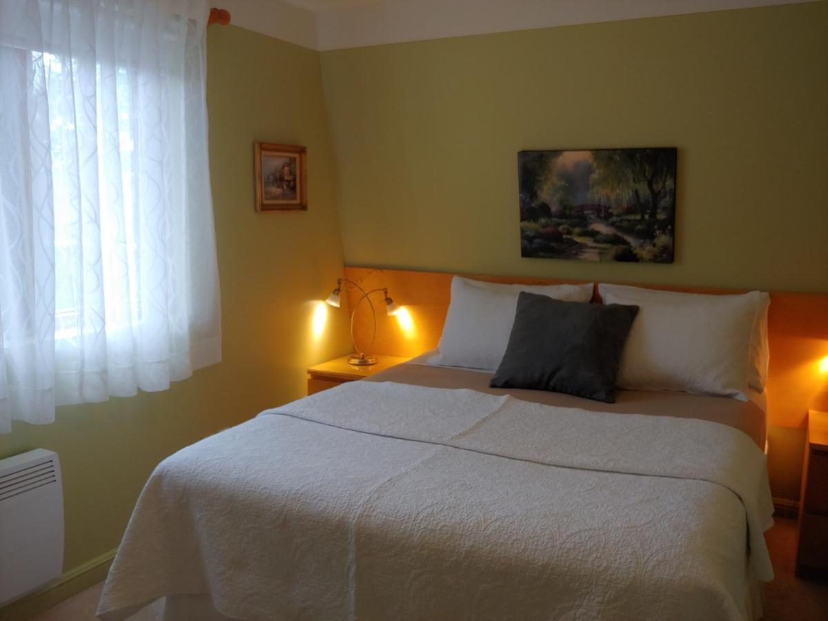 3 Bedrooms 3 Beds Near Metro -2 Parking Free Montréal Dış mekan fotoğraf