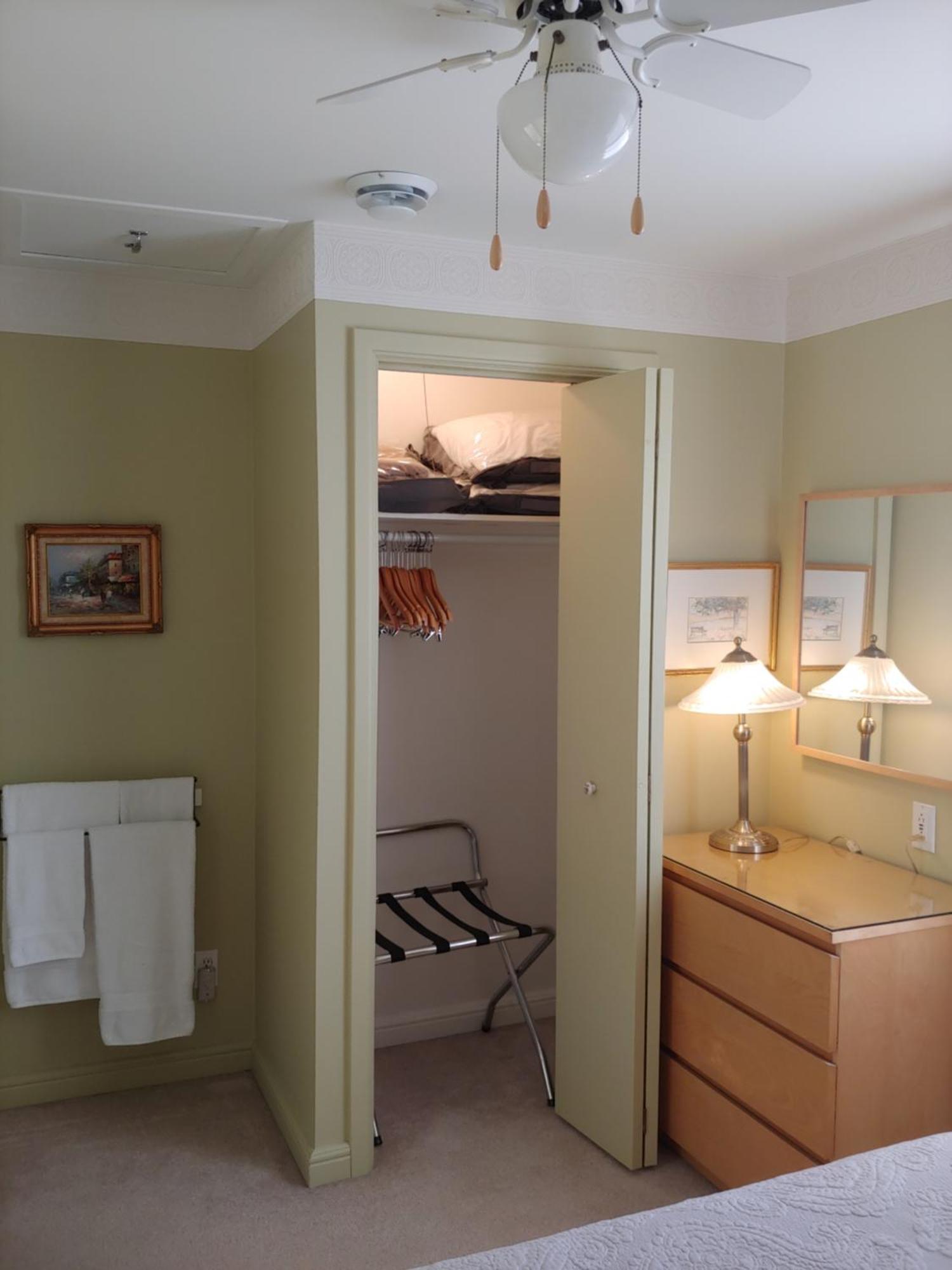 3 Bedrooms 3 Beds Near Metro -2 Parking Free Montréal Dış mekan fotoğraf