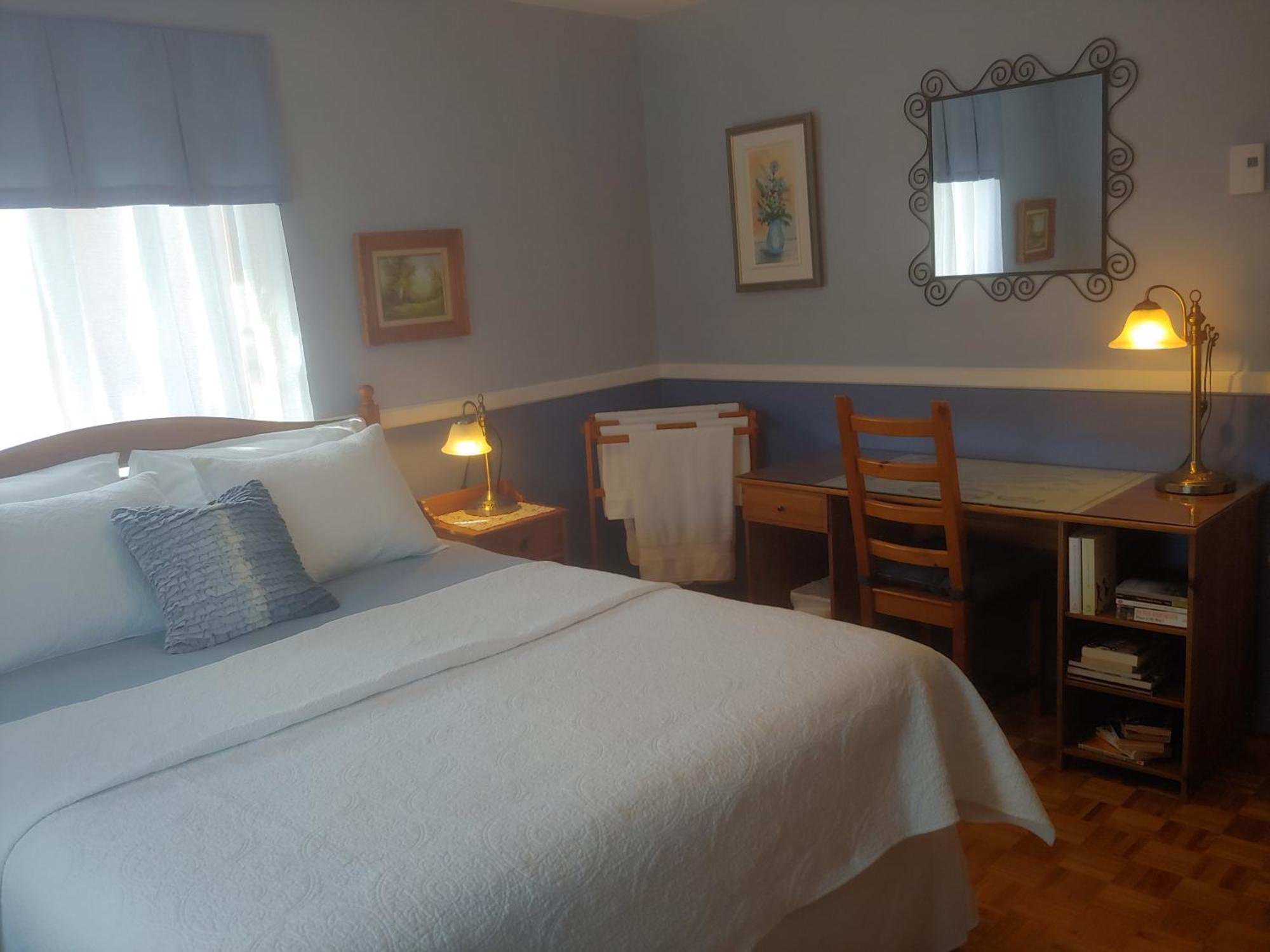 3 Bedrooms 3 Beds Near Metro -2 Parking Free Montréal Dış mekan fotoğraf