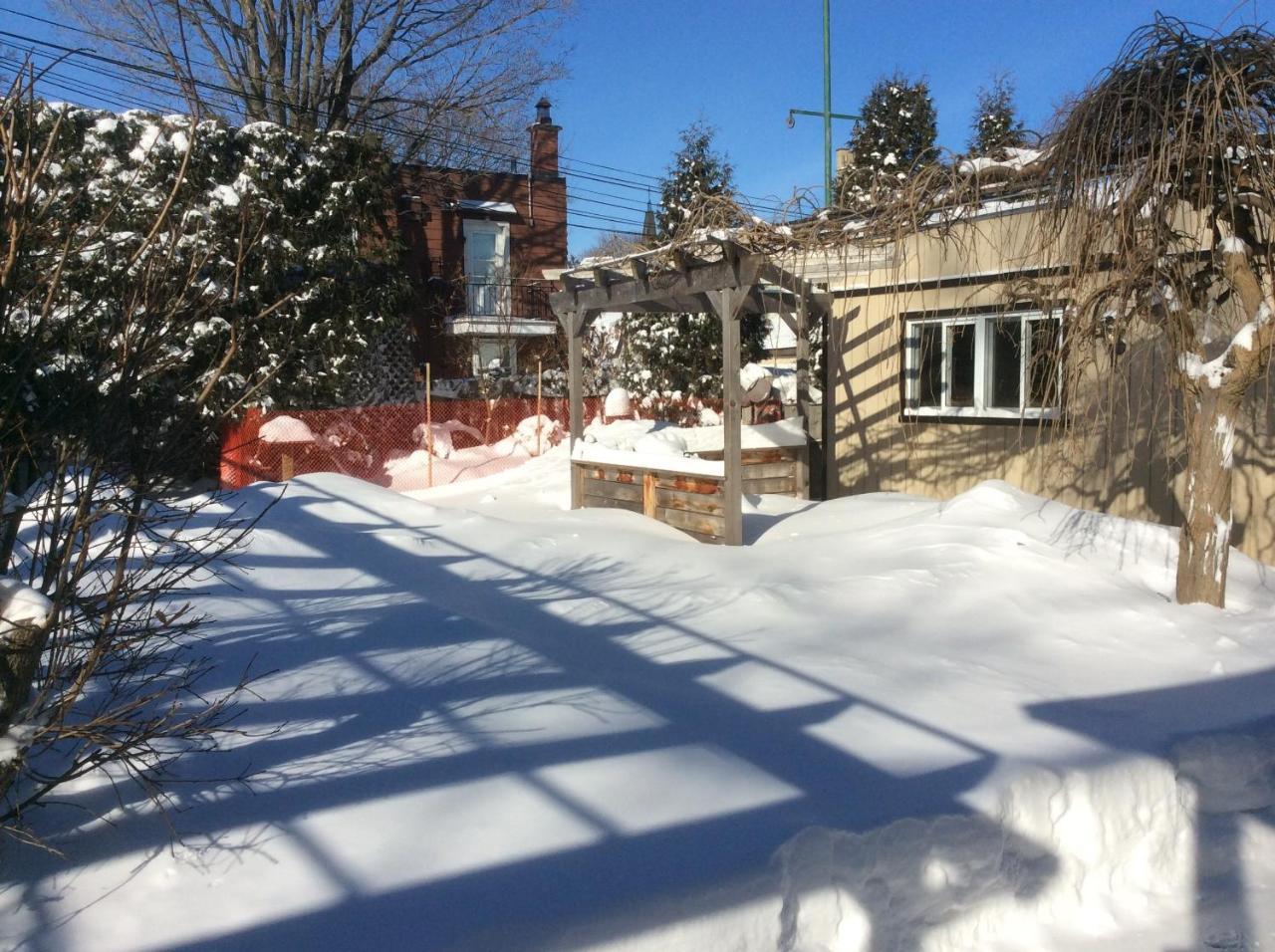 3 Bedrooms 3 Beds Near Metro -2 Parking Free Montréal Dış mekan fotoğraf